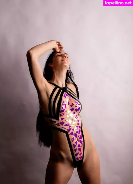 Justine Anne Crane OnlyFans Thumbnail #GkdZtQTL84