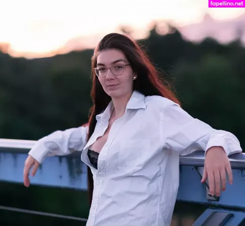 Justine Anne Crane OnlyFans Thumbnail #kQbP5rl0Po