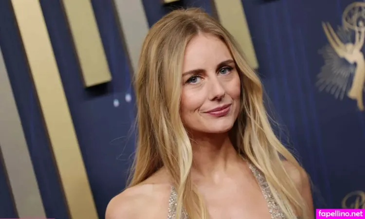 Justine Lupe OnlyFans Thumbnail #XaSPolyeL9