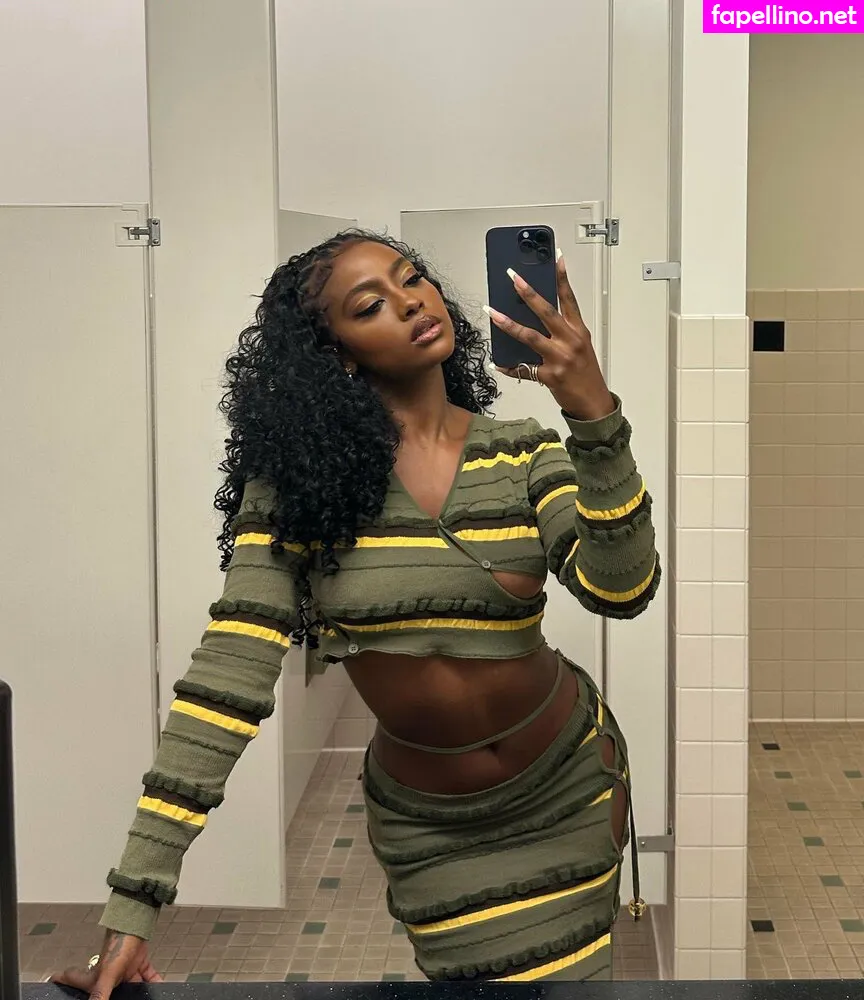 justineskye, justineskyee Nude Leaked OnlyFans Photo #O18RtNsHi2