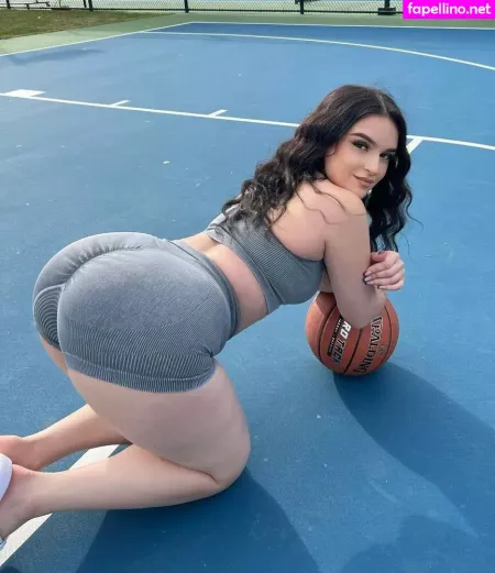 Justinenessa OnlyFans Thumbnail #3WAPAcLkJr