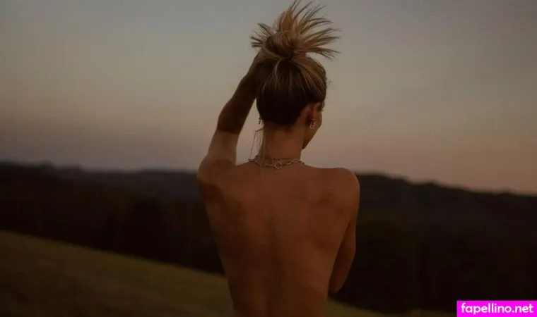 Justineschlue OnlyFans Thumbnail #slLjsPN2Rr