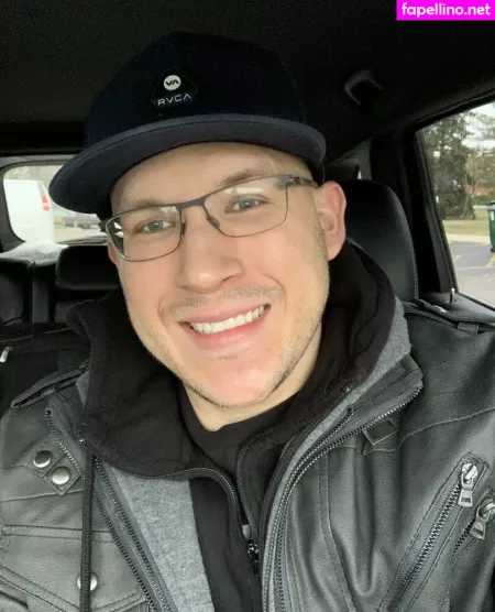 Justingains OnlyFans Thumbnail #UfcrA64nc8