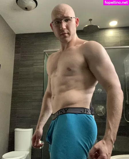 Justingains OnlyFans Thumbnail #WKW7FCScdR