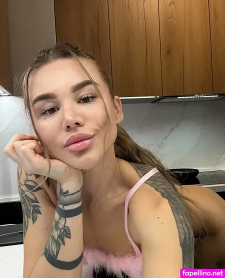 Justleraforyou OnlyFans Thumbnail #y1BgzCLuHc