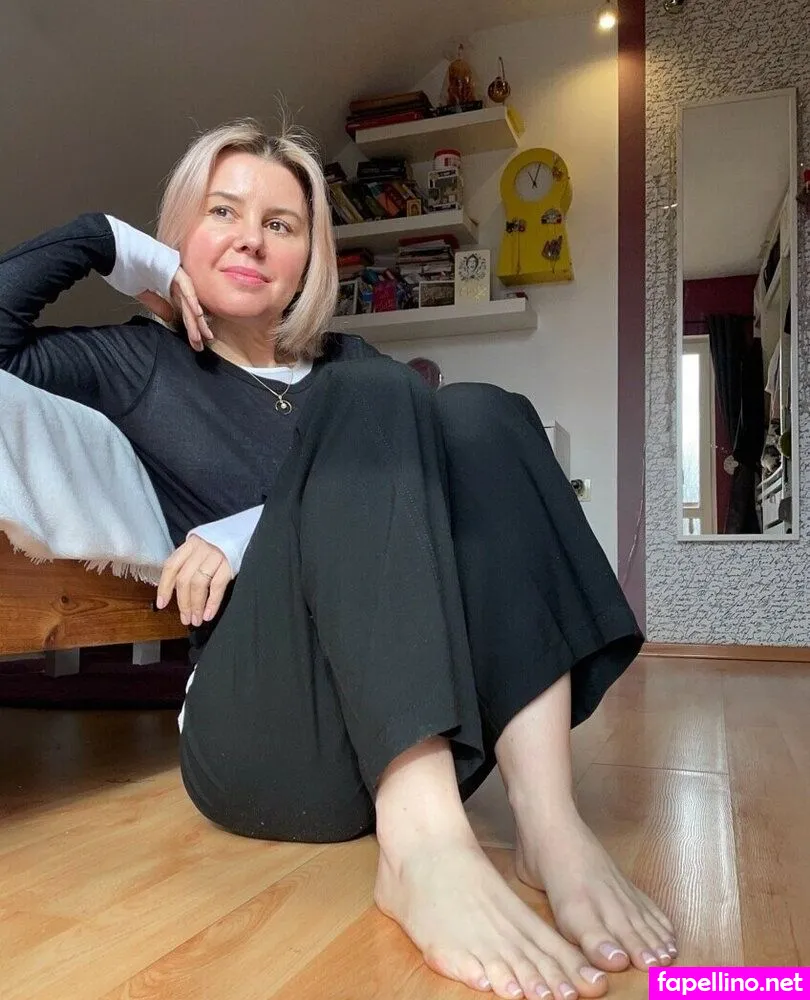 Mariis, justmariisfeetofficial Nude Leaked OnlyFans Photo #pZ75T59etp