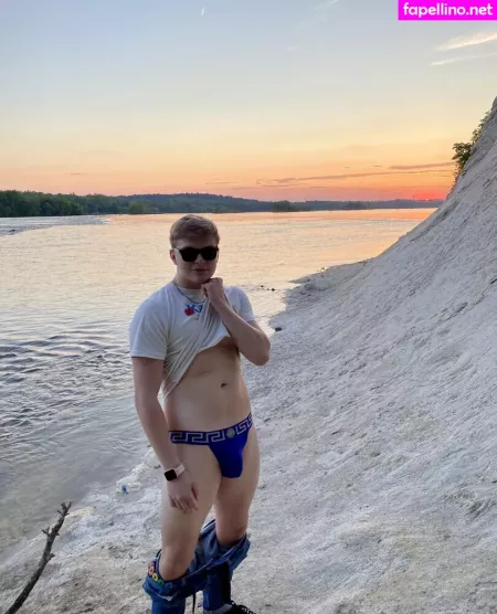 Justmyless OnlyFans Thumbnail #9Qm8ChRwUR