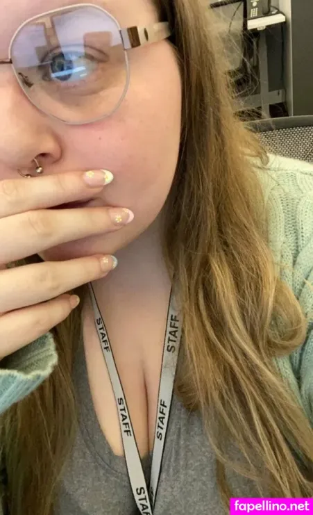 Justpeachyy1997 OnlyFans Thumbnail #jZTKsPalNf