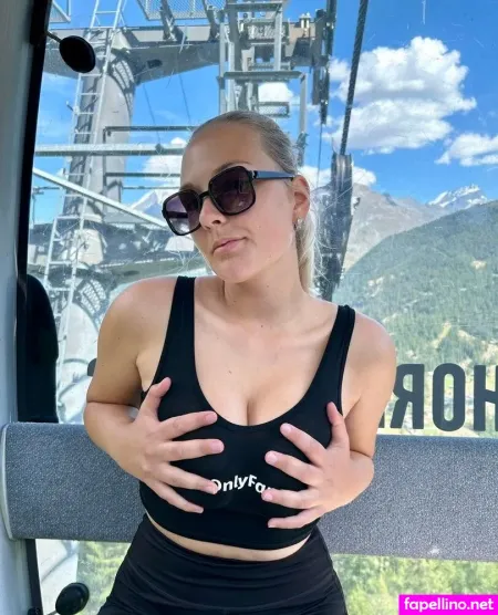 Justvegaa OnlyFans Thumbnail #AWKdCdMTWm