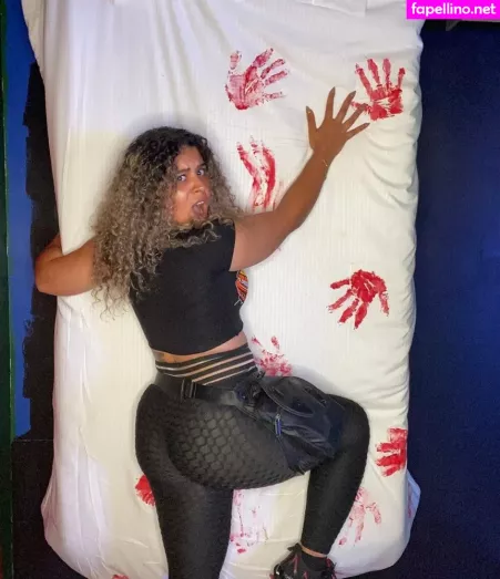 Justyeliz OnlyFans Thumbnail #A1J0BYvUjF