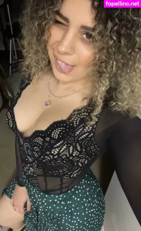 Justyeliz OnlyFans Thumbnail #N0Q6NsZLKi