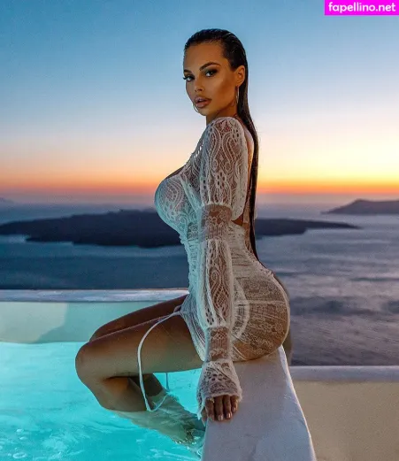 Justyna Gradek OnlyFans Thumbnail #kPSfVJeagr