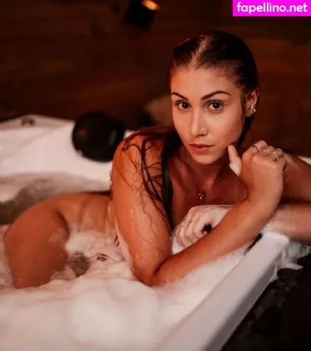 Juu Ferronato OnlyFans Thumbnail #mMqx4XI3vu