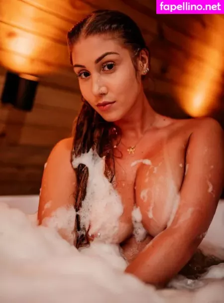 Juu Ferronato OnlyFans Thumbnail #qIFvclniC2