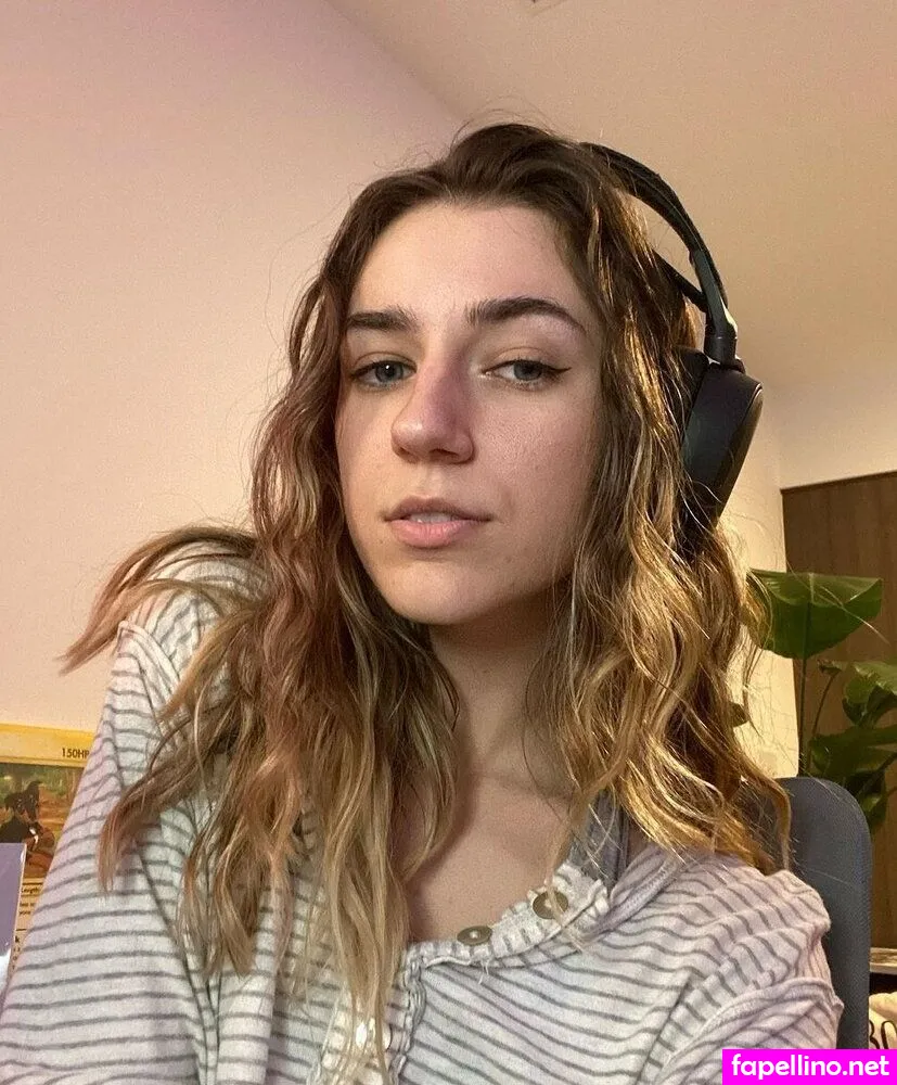 JVLIA, julia.giunta, jvliaa Nude Leaked OnlyFans Photo #E6KvonpabH