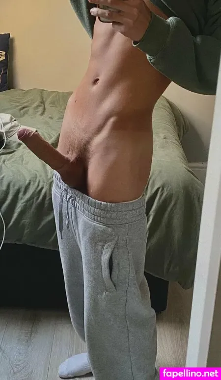 Jxmes2004 OnlyFans Thumbnail #AU2yZl7fTf