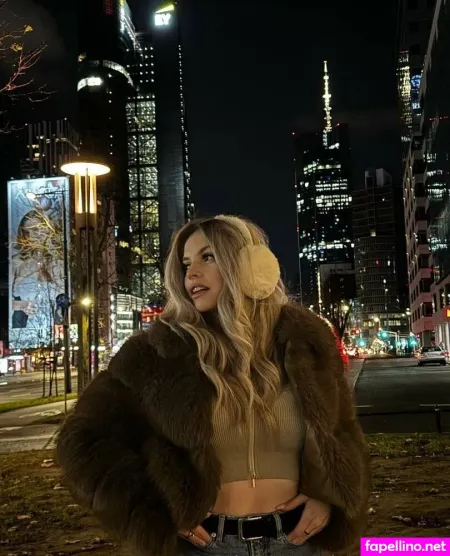 K 37blond OnlyFans Thumbnail #AfdnTDRycD