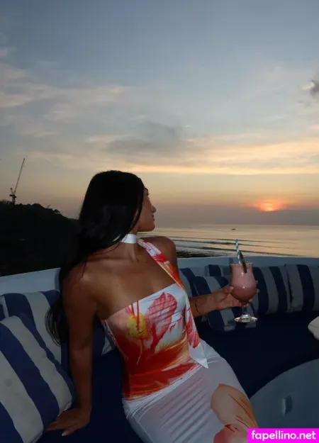 K World OnlyFans Thumbnail #NZuZXZbxa2