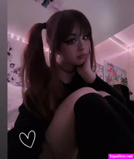 K1ttyvee OnlyFans Thumbnail #779g9cIE2W