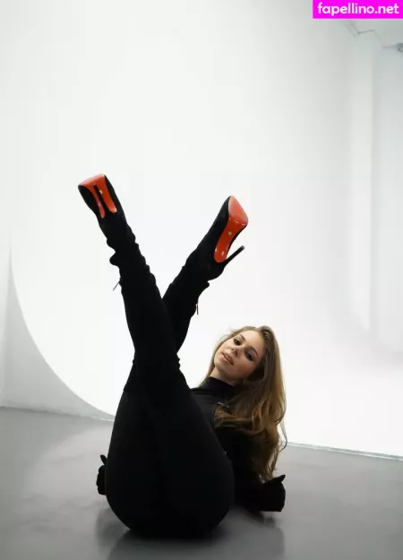 K8lyn 1 OnlyFans Thumbnail #N9fCUDv7IG