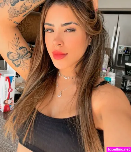 Kaah Muniz OnlyFans Thumbnail #m8MzTnikX2