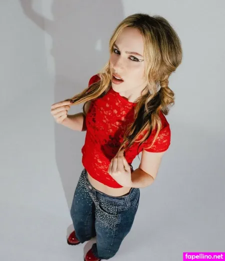 Kacey Fifield OnlyFans Thumbnail #66OtNtDtrs