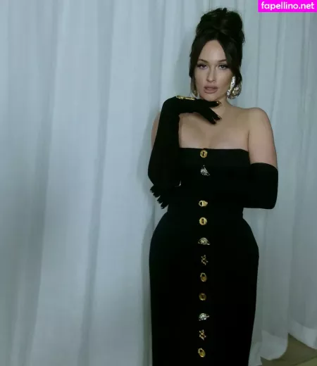 Kacey Musgraves OnlyFans Thumbnail #93eGMwo8hu