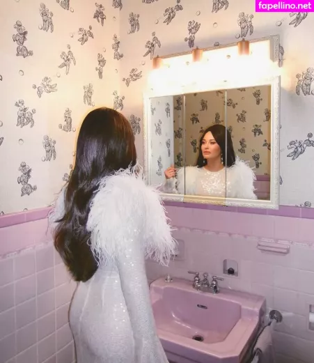 Kacey Musgraves OnlyFans Thumbnail #mcgzg0VrSG
