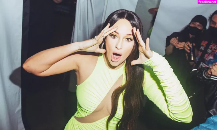 Kacey Musgraves OnlyFans Thumbnail #pvM61GBBIb