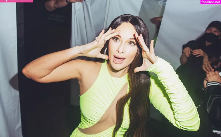 Kacey Musgraves OnlyFans Thumbnail #vLUcfwoFoi