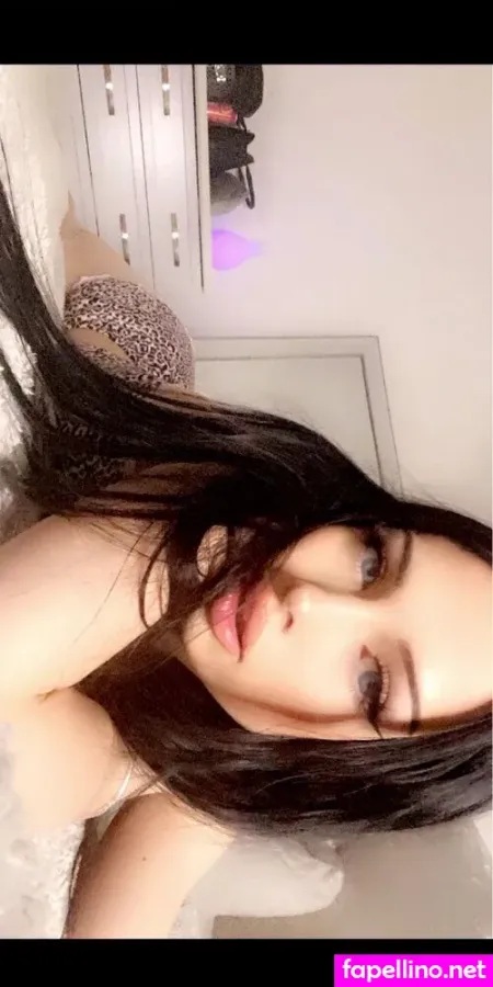 Kacimills OnlyFans Thumbnail #OoEWa9zVO0