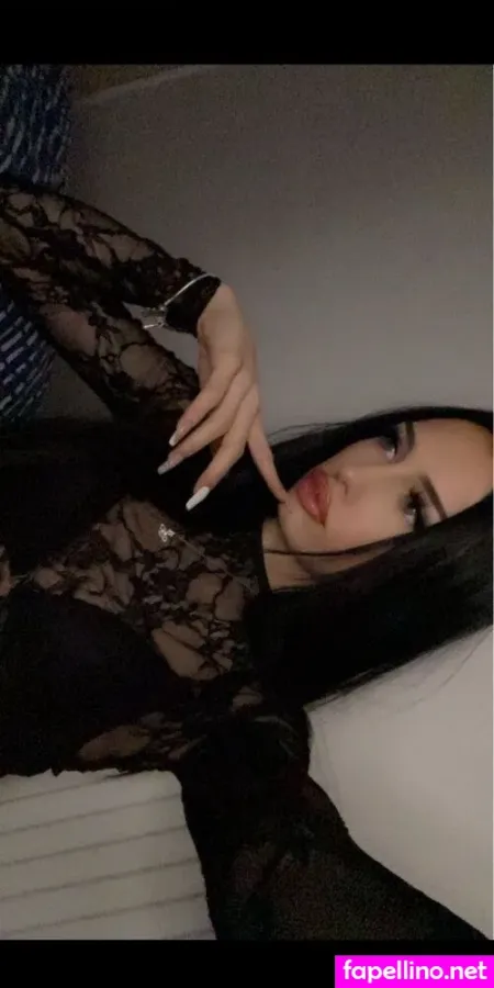 Kacimills OnlyFans Thumbnail #t8UoDg4Im9