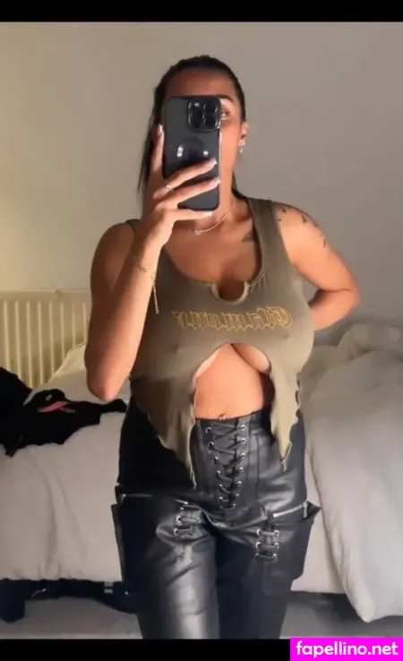 Kadelle Samuals OnlyFans Thumbnail #b2mUa47s5G