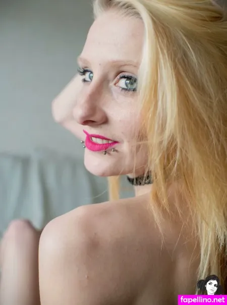 Kadencesuicide OnlyFans Thumbnail #WSg0vDFVSy