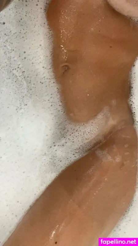 Kae Piglet OnlyFans Thumbnail #RQhTM3hLL1