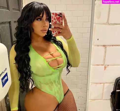 Kaemichelle OnlyFans Thumbnail #7snspyYa9E
