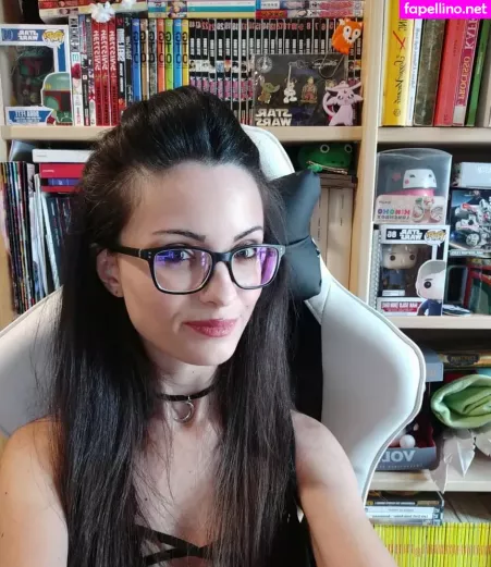 Kafkanya OnlyFans Thumbnail #13IZiX9g00