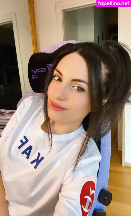 Kafkanya OnlyFans Thumbnail #NkTpfizswf