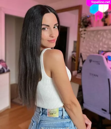 Kafkanya OnlyFans Thumbnail #g6FR52g84P