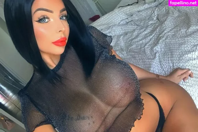 Kahina OnlyFans Thumbnail #uLVR0n28dW