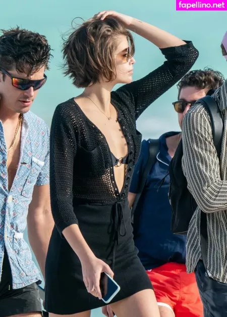 Kaia Gerber OnlyFans Thumbnail #9TOtzHwz4C