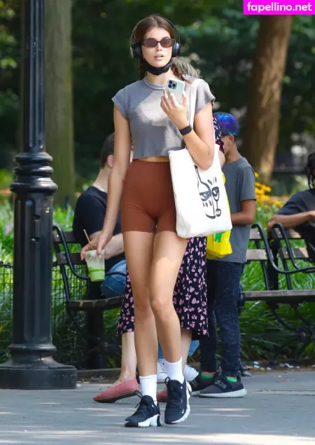 Kaia Gerber OnlyFans Thumbnail #JjDk02oXX3