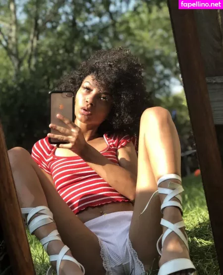 Kaisytoes OnlyFans Thumbnail #9UEy3fNHvD