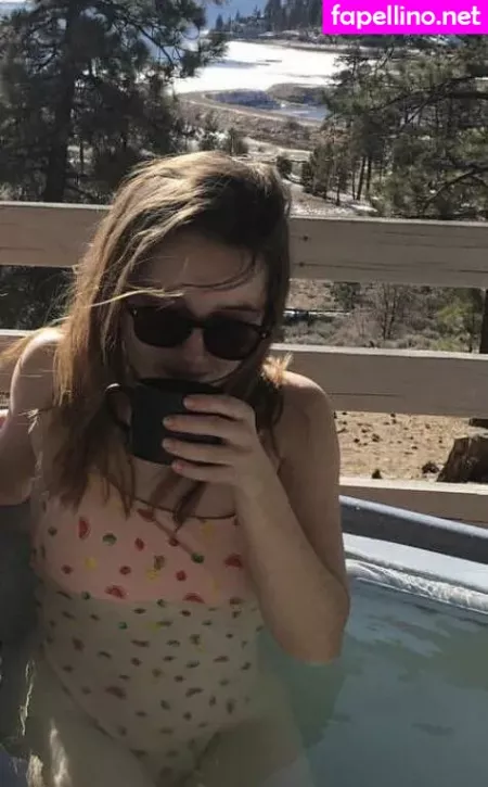 Kaitlyn Dever OnlyFans Thumbnail #3M1Zep6Oep