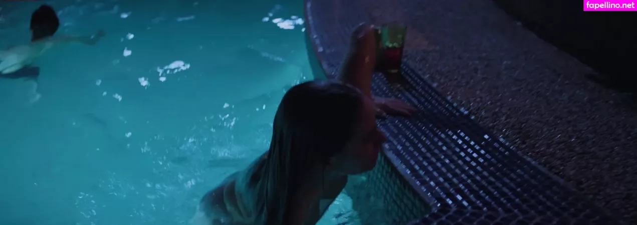 Kaitlyn Dever OnlyFans Thumbnail #9AKMgm620p