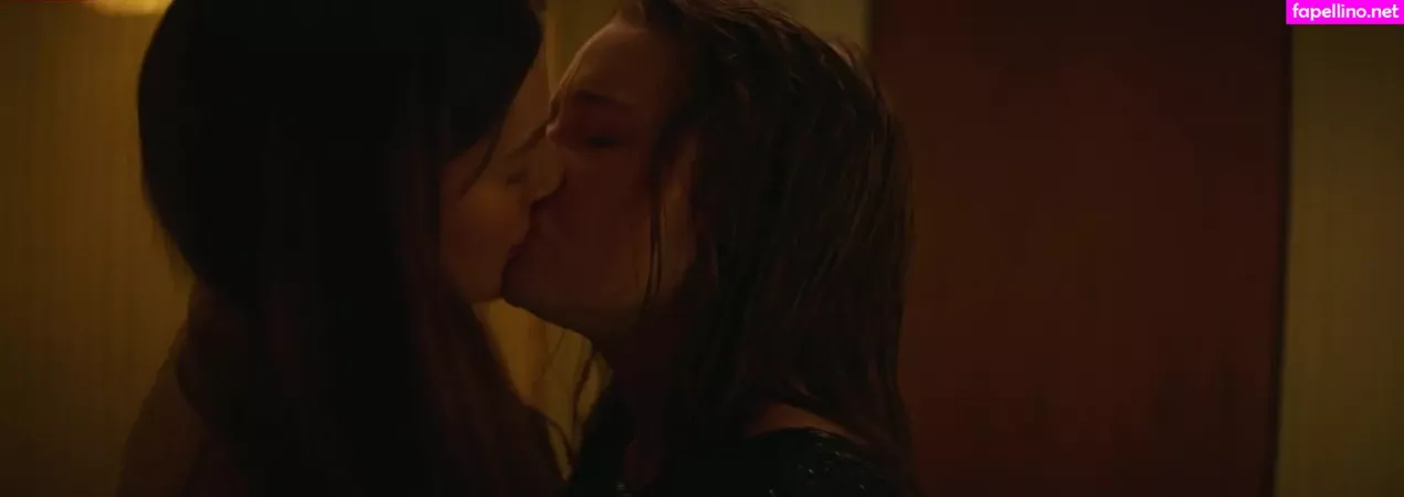 Kaitlyn Dever OnlyFans Thumbnail #L9DY9PG50D