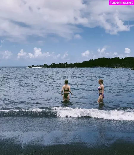 Kaitlyn Dever OnlyFans Thumbnail #OvfkDHclu1