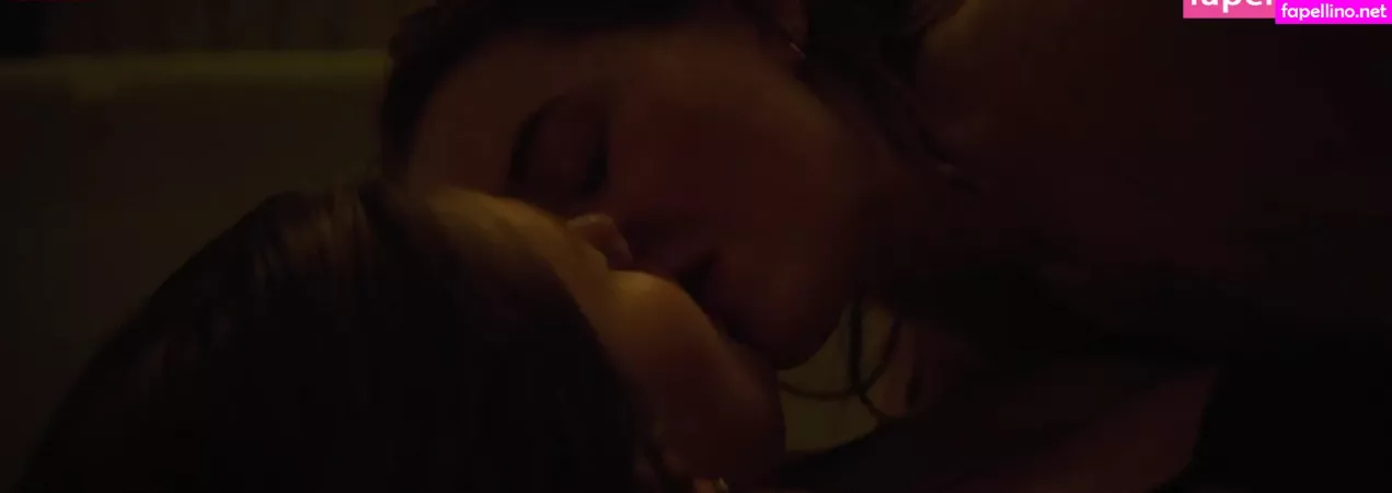 Kaitlyn Dever OnlyFans Thumbnail #qdZiJJWbAc