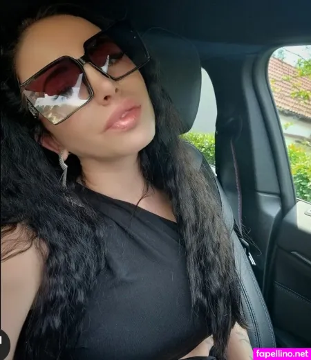 Kaja Vrbek OnlyFans Thumbnail #QVumUaz1Px