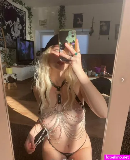 Kalashlika OnlyFans Thumbnail #6NoTRadJDU